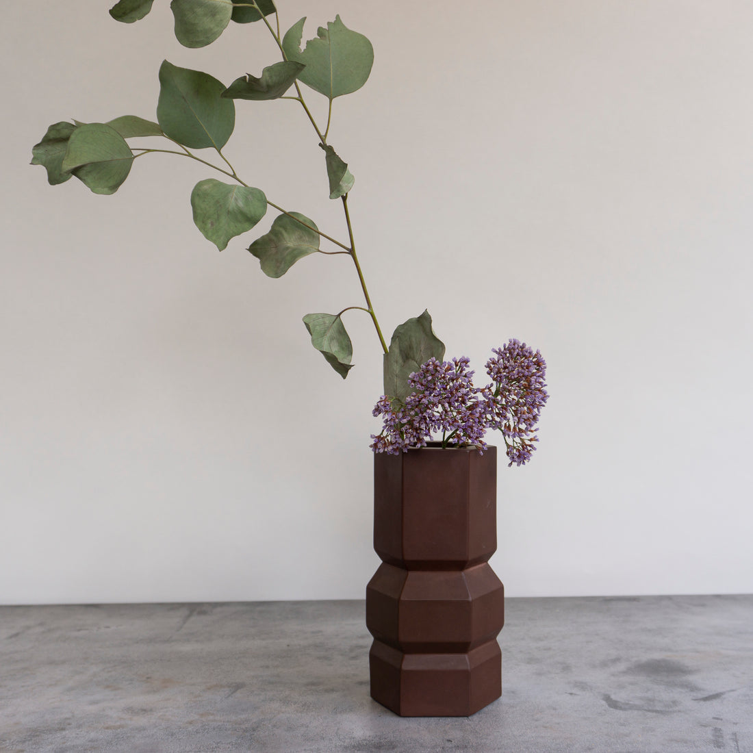 Vase Hexad 03 - Dark Brown